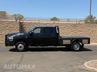 2023 Ram 3500 Tradesman Crew Cab Long Bed DRW - miniatura 4