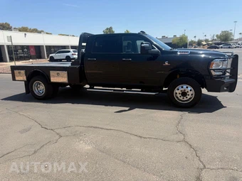 2023 Ram 3500 Tradesman Crew Cab Long Bed DRW - miniatura 5