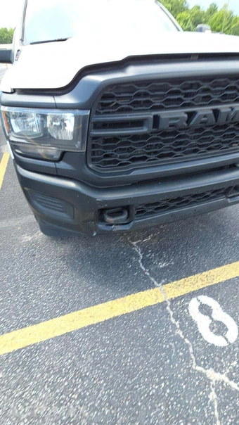 2023 Ram 3500 Tradesman Crew Cab Long Bed DRW - miniatura 22