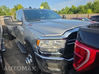 2023 Ram 3500 Tradesman Crew Cab Long Bed DRW - miniatura 3