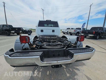 2023 Ram 3500 Tradesman Crew Cab Long Bed DRW - miniatura 11