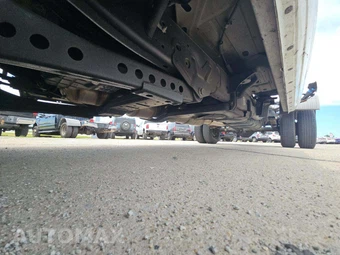 2023 Ram 3500 Tradesman Crew Cab Long Bed DRW - miniatura 4