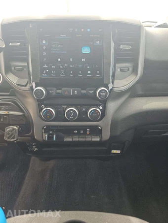 2023 Ram 3500 Tradesman Crew Cab Long Bed DRW - miniatura 7