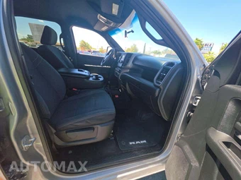 2023 Ram 3500 Tradesman Crew Cab Long Bed DRW - miniatura 18
