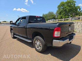 2023 Ram 3500 Tradesman Crew Cab Medium Bed – miniatura 2