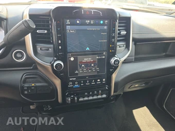 2023 Ram 4500 Cab Chassis Laramie Crew Cab DRW - miniatura 11