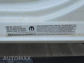 2023 Ram 5500 Cab Chassis Tradesman Crew Cab DRW - miniatura 14