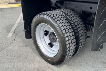 2023 Ram 5500 Cab Chassis Tradesman Regular Cab DRW - miniatura 22