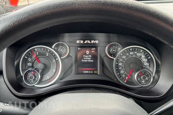 2023 Ram 5500 Cab Chassis Tradesman Regular Cab DRW - miniatura 32