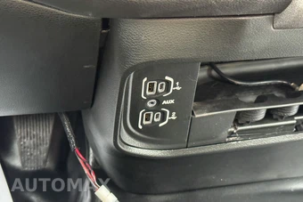 2023 Ram 5500 Cab Chassis Tradesman Regular Cab DRW - miniatura 39