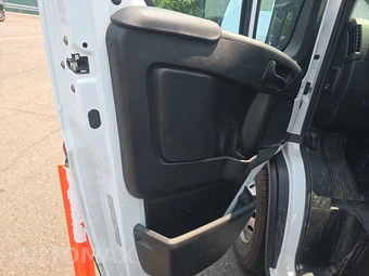 2023 Ram ProMaster 2500 Cargo Van High Roof 159.0" WB - miniatura 9