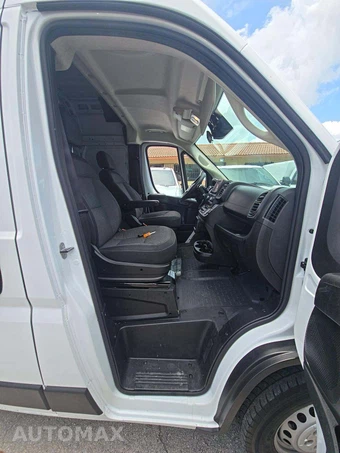 2023 Ram ProMaster 2500 Cargo Van High Roof 159.0" WB - miniatura 18