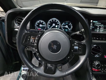 2023 Rolls-Royce Cullinan Base – miniatura 10