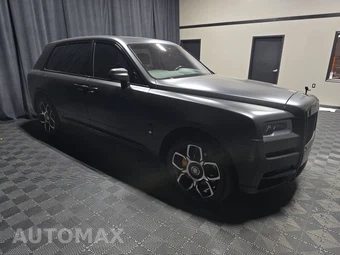2023 Rolls-Royce Cullinan Base – miniatura 3