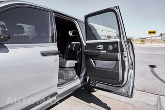 2023 Rolls-Royce Cullinan - miniatura 30