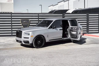 2023 Rolls-Royce Cullinan - miniatura 5