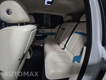 2023 Rolls-Royce Cullinan – miniatura 13