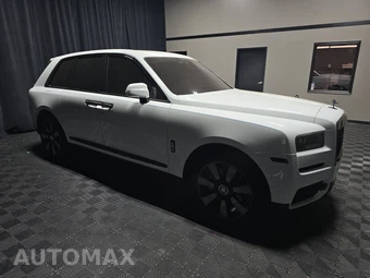 2023 Rolls-Royce Cullinan – miniatura 3