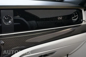 2023 Rolls-Royce Ghost Black Badge – miniatura 21