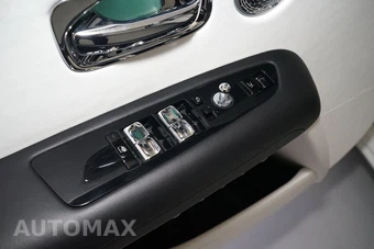 2023 Rolls-Royce Ghost Black Badge – miniatura 33