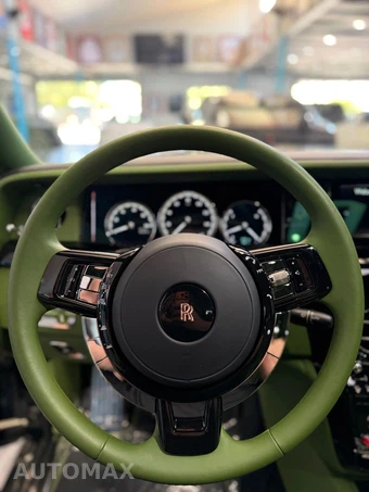 2023 Rolls-Royce Phantom - miniatura 13