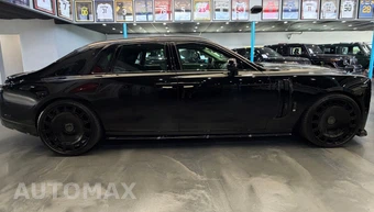 2023 Rolls-Royce Phantom - miniatura 7