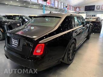 2023 Rolls-Royce Phantom - miniatura 8