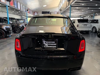 2023 Rolls-Royce Phantom - miniatura 9