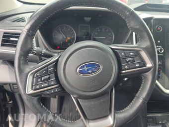 2023 Subaru Ascent Limited - miniatura 10