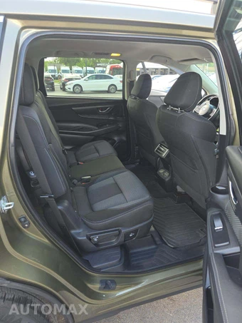 2023 Subaru Ascent Premium - miniatura 17