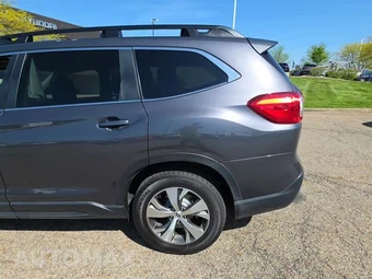 2023 Subaru Ascent Premium - miniatura 3