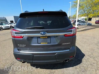 2023 Subaru Ascent Premium - miniatura 4