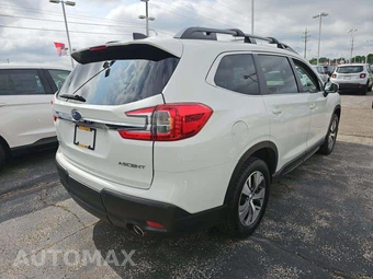 2023 Subaru Ascent Premium - miniatura 3