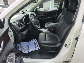 2023 Subaru Ascent Touring - miniatura 3