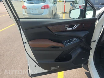 2023 Subaru Ascent Touring - miniatura 9
