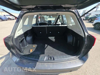 2023 Subaru Forester - miniatura 11