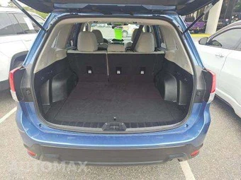 2023 Subaru Forester - miniatura 14