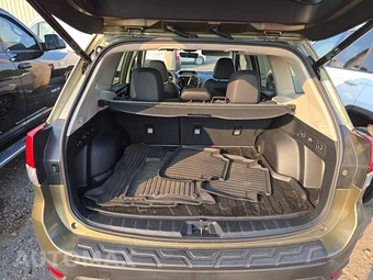 2023 Subaru Forester Limited - miniatura 16
