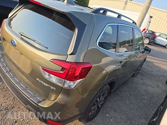 2023 Subaru Forester Limited - miniatura 4