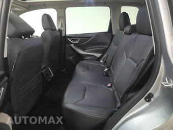 2023 Subaru Forester Limited - miniatura 13