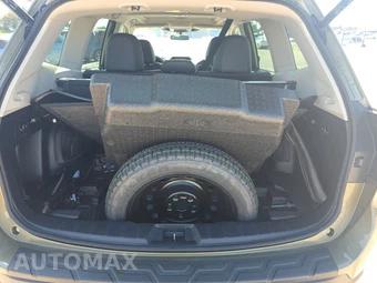 2023 Subaru Forester Limited - miniatura 16