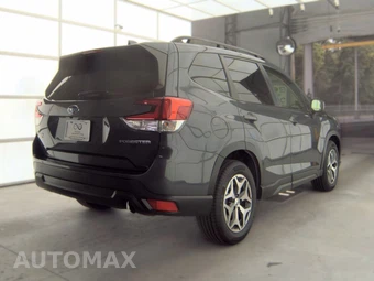 2023 Subaru Forester Premium - miniatura 4