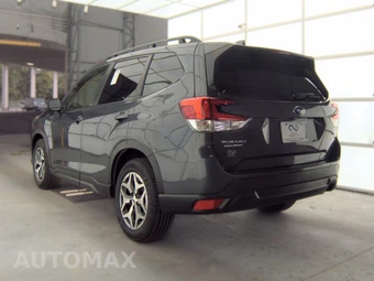 2023 Subaru Forester Premium - miniatura 6