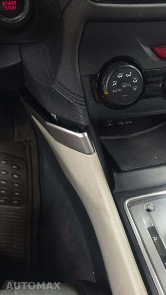 2023 Subaru Forester Premium - miniatura 21
