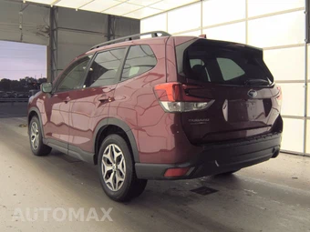 2023 Subaru Forester Premium - miniatura 6