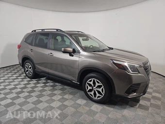 2023 Subaru Forester Premium - miniatura 3
