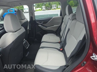 2023 Subaru Forester Premium - miniatura 10