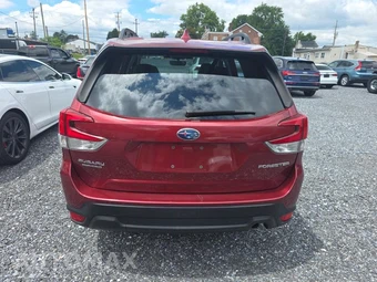 2023 Subaru Forester Premium - miniatura 5