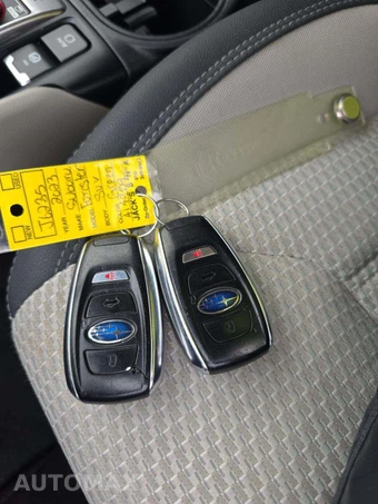 2023 Subaru Forester Premium - miniatura 5