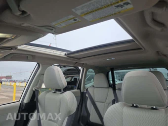 2023 Subaru Forester Premium - miniatura 11